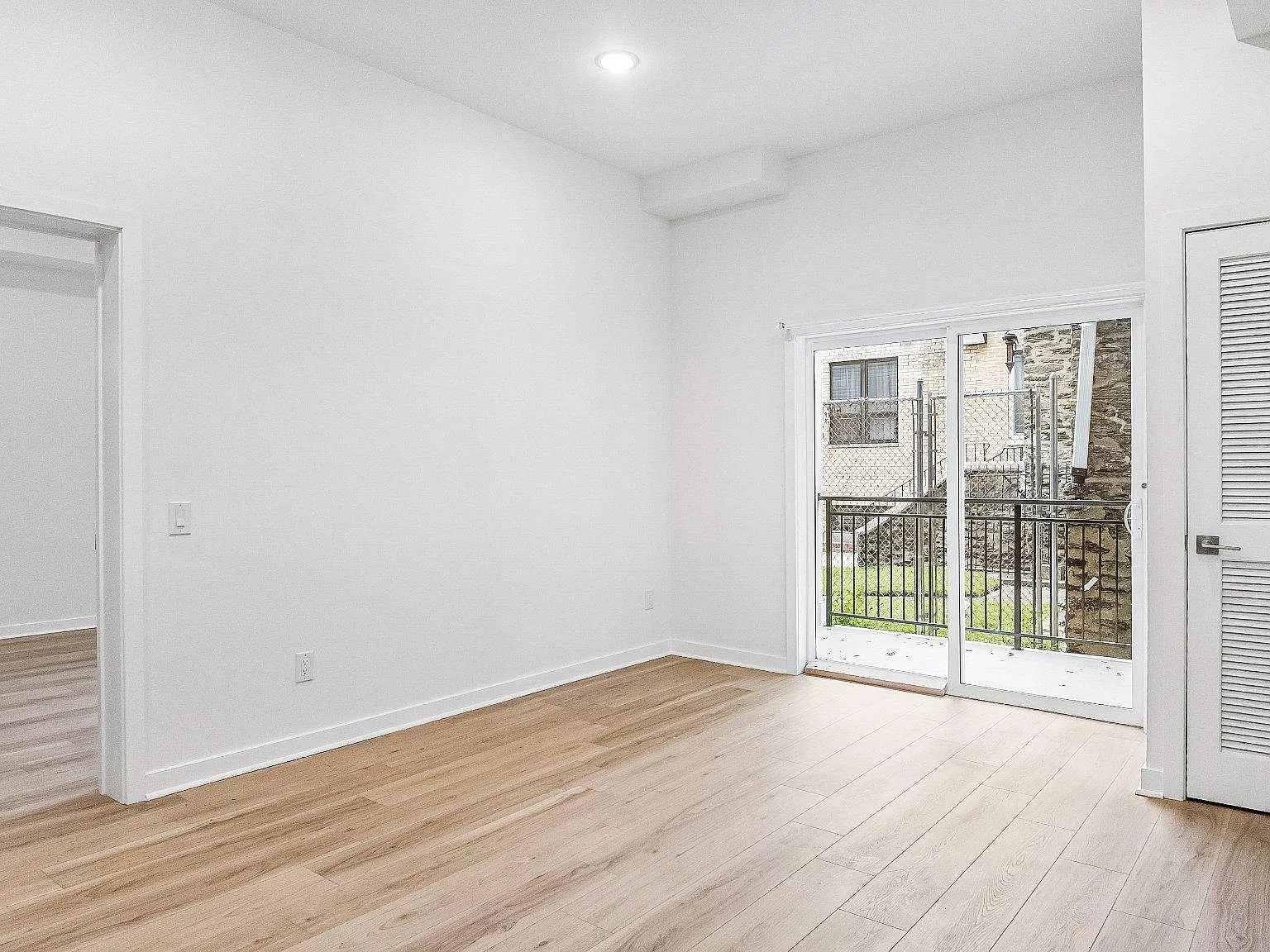 921 Chelten Ave — Photo 2