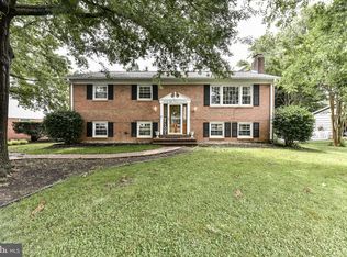 7807 Suffolk Ct, Alexandria, VA 22315