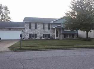 1914 Marseilles Dr, Cahokia, IL 62206