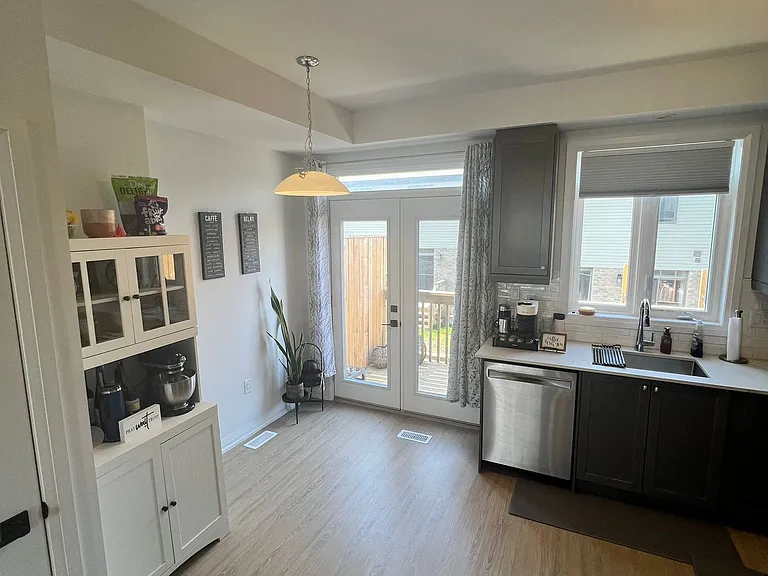 55 Tom Brown Dr #55 — Photo 3