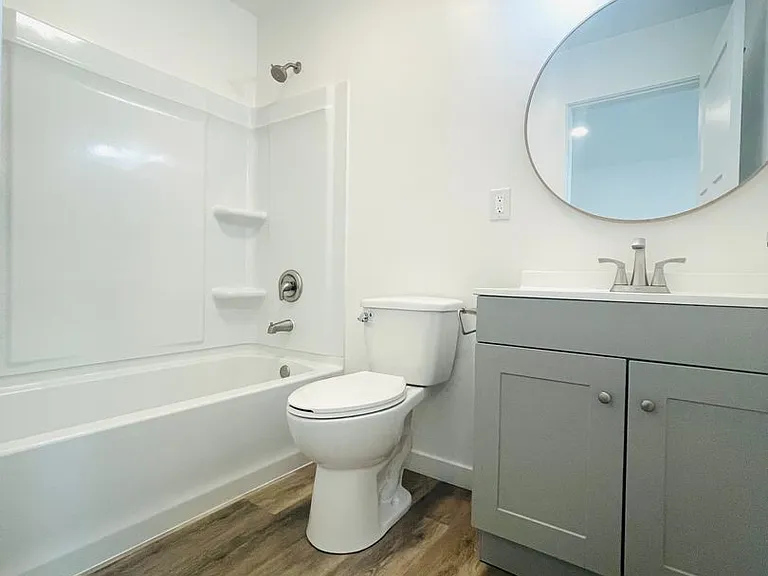 2938-2948 Lexington Dr — Photo 16