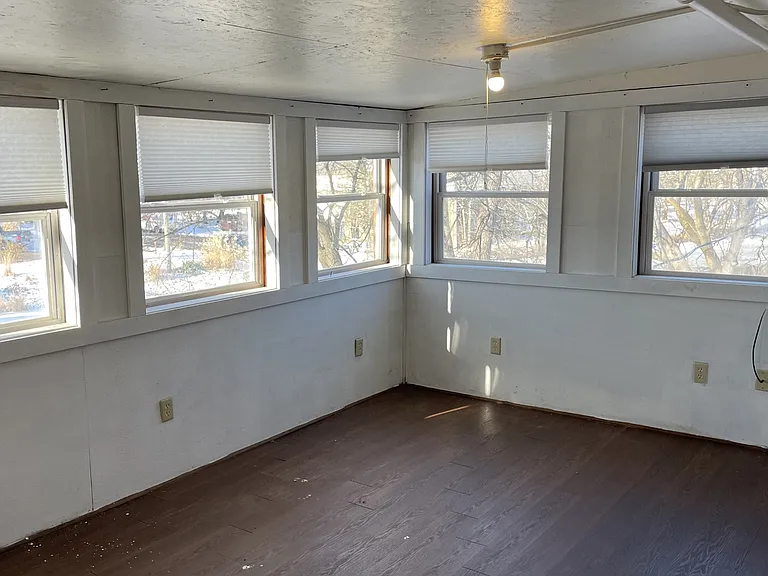 210 S Water St — Photo 10