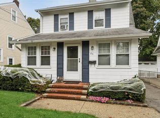 85 Magnolia Avenue, Floral Park, NY 11001