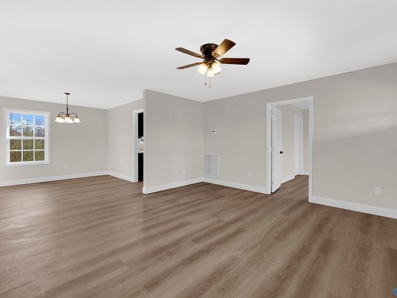 3rd image of 363 County Road 460