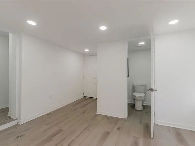 235 Dodd Ave SW — Photo 10