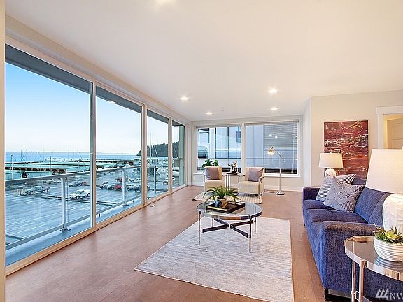 4th image of 22529 6th Ave S Unit 202