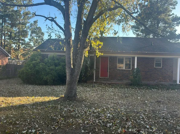 5412 Maple St, Paragould, AR 72450