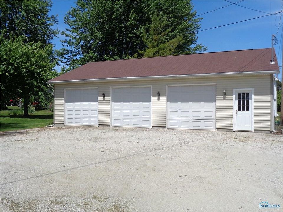 2nd image of 306 E Main St