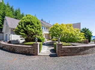 66291 Watertower Rd, North Bend, OR 97459