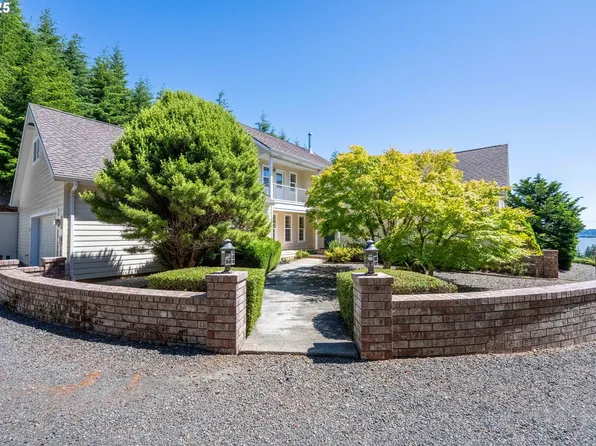 66291 Watertower Rd, North Bend, OR 97459