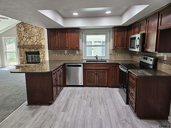 5th image of 9602 S 23rd St