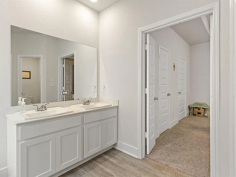 4416 Santorini Ln — Photo 17