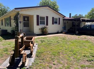 301 S High School St, Altamont, KS 67330
