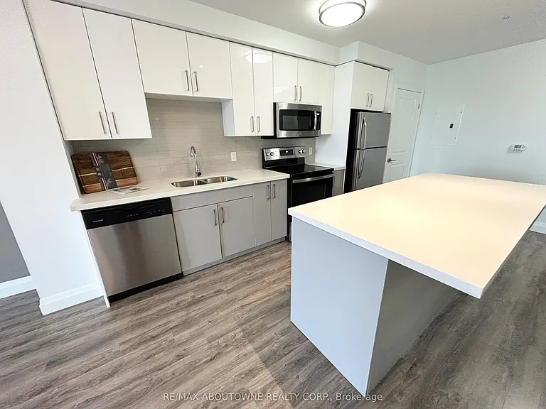 460 C Belmont Ave W #607 — Photo 5