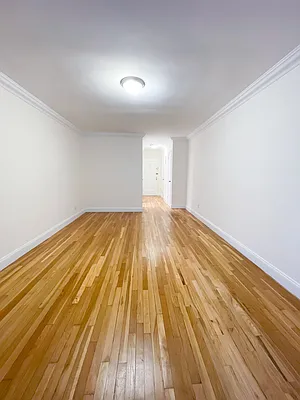 Rented by Urban Real Estate Inc | media 2