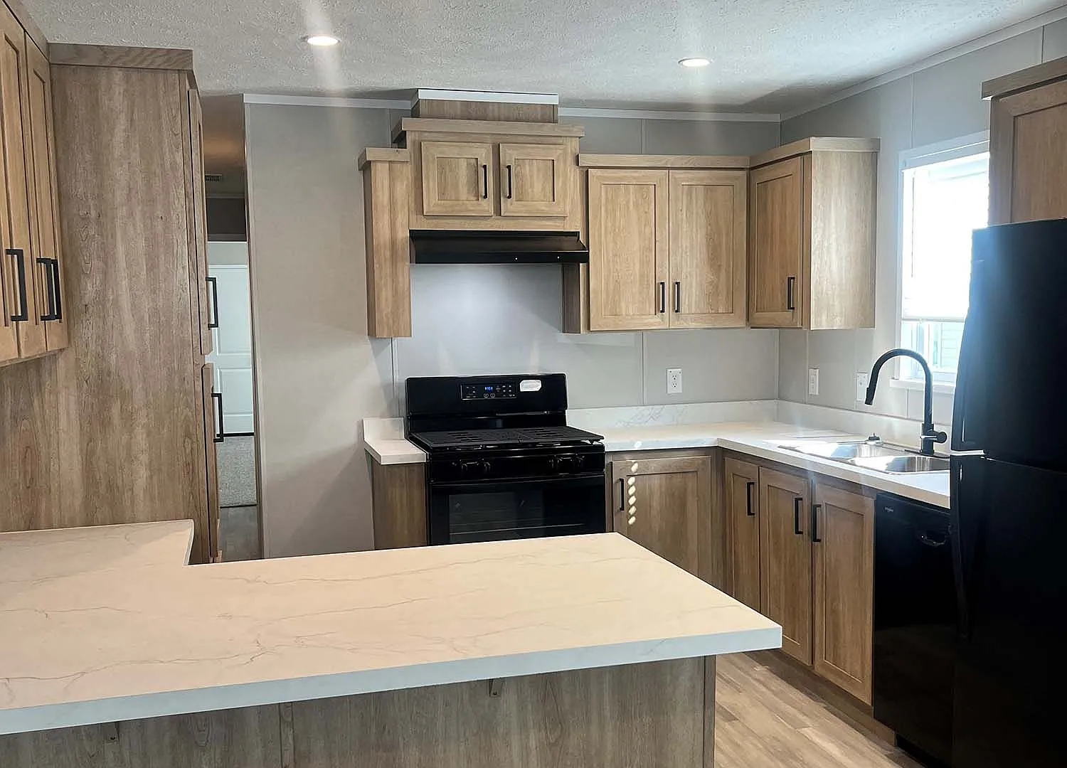 Silverstone Manufactured Home Community — Photo 4