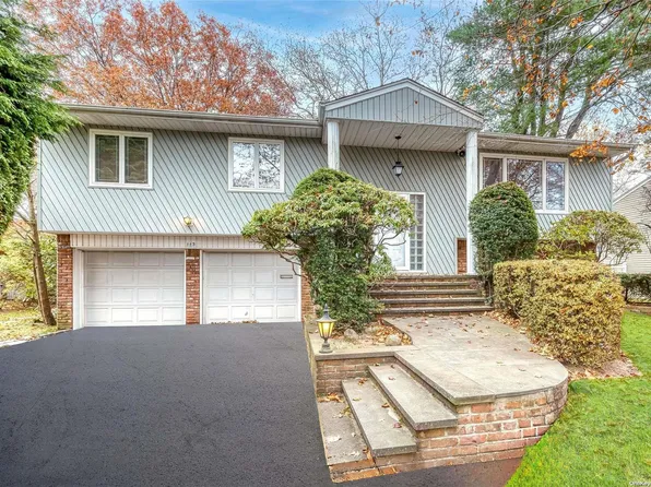 113 Ursula Drive, Roslyn, NY 11576
