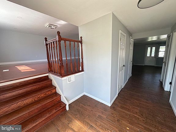 5th image of 12010 Ferndale St