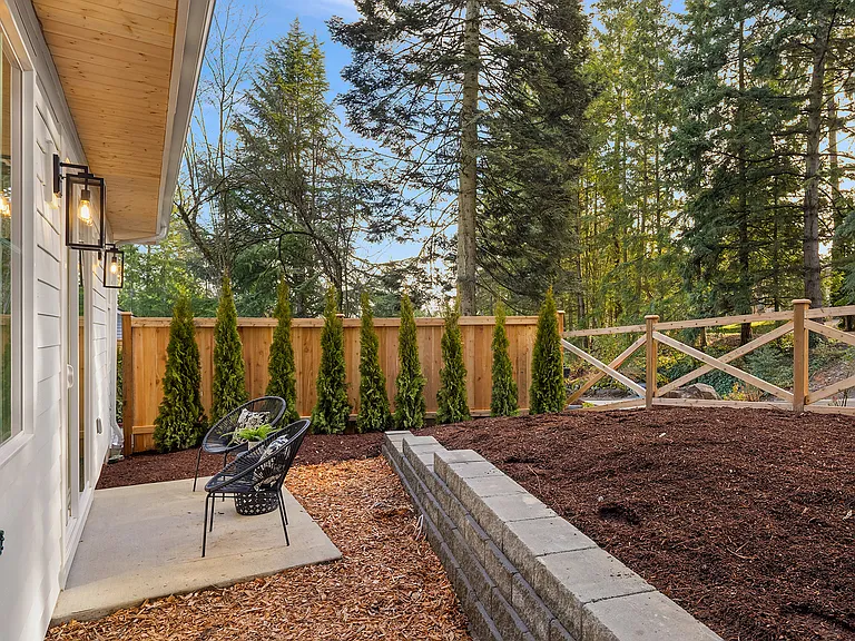 11810 NE 103rd Pl — Photo 15