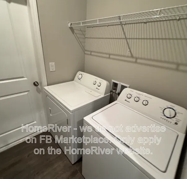 14051 Slichter Ave — Photo 3