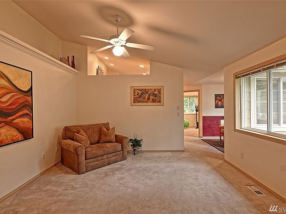 3rd image of 7427 60th Pl NE
