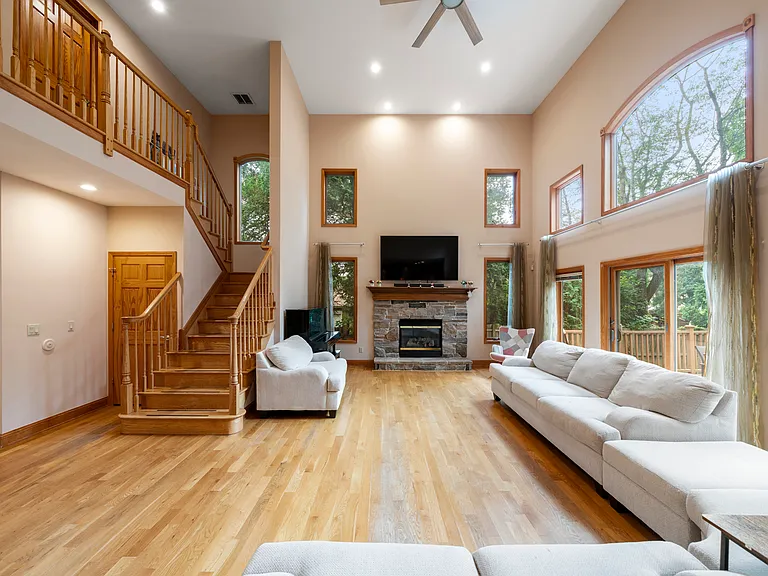 325 Cooper Pl — Photo 15