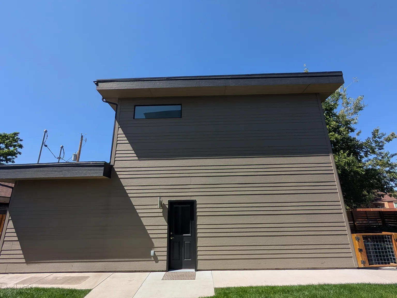 1 bed, 656 sqft, $1,765 — Photo 3