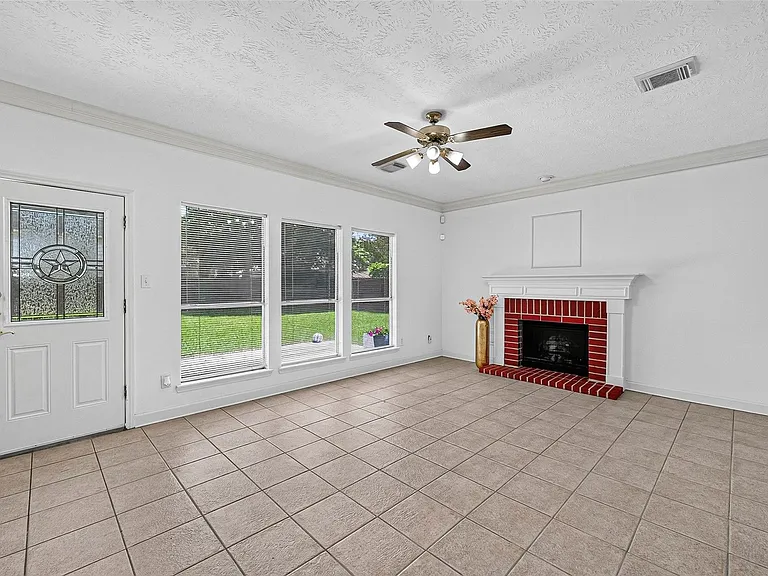 19207 Rebel Yell Dr — Photo 14