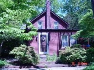 13 Lexington Ave, Toms River, NJ 08753