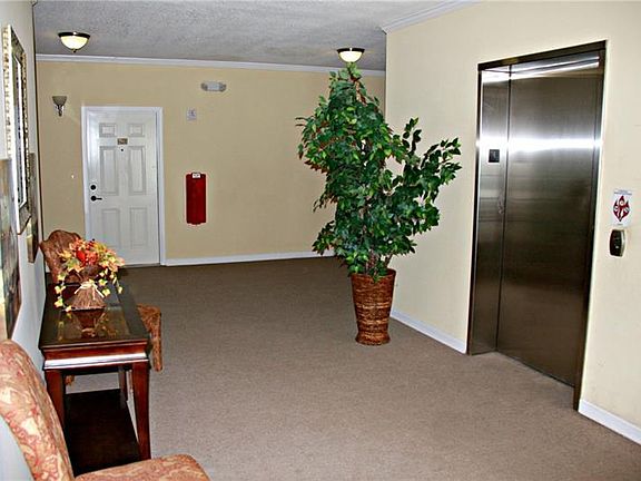 2nd image of 2938 Shades Valley Ln #2900