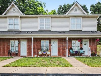 525 Highland Park Dr Suite D, Eden, NC, 27288