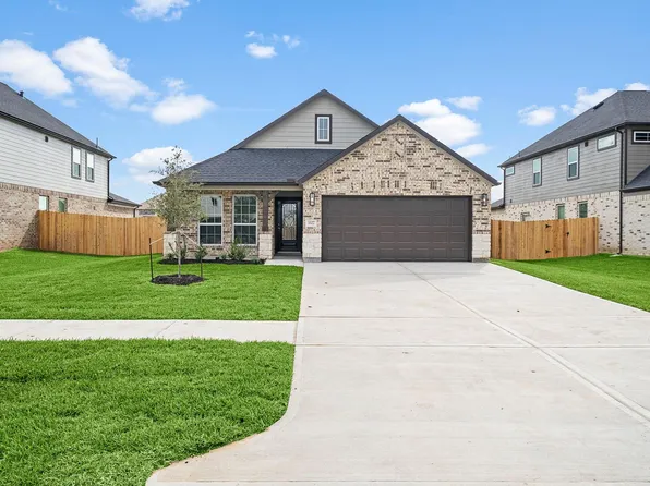 3327 Tilley Dr, Rosenberg, TX 77471