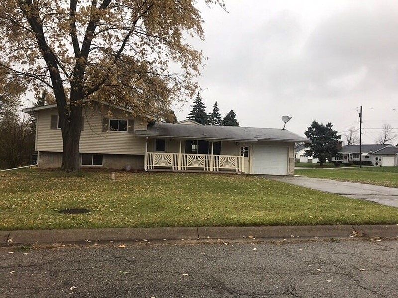 1st image of 3316 Elenora Dr