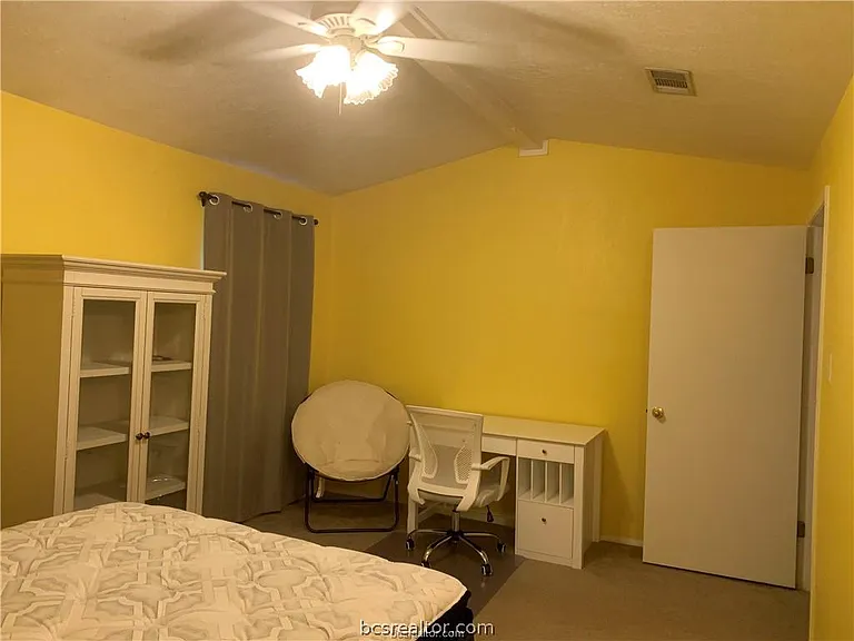 1904 Dartmouth St #K3 — Photo 10