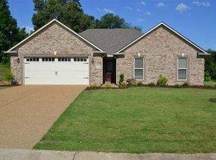 5189 Rolling Meadows Dr, Milan, TN 38358