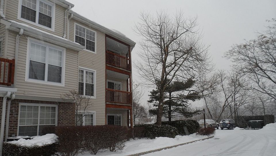 1st image of 959 Westgate Dr S #8217