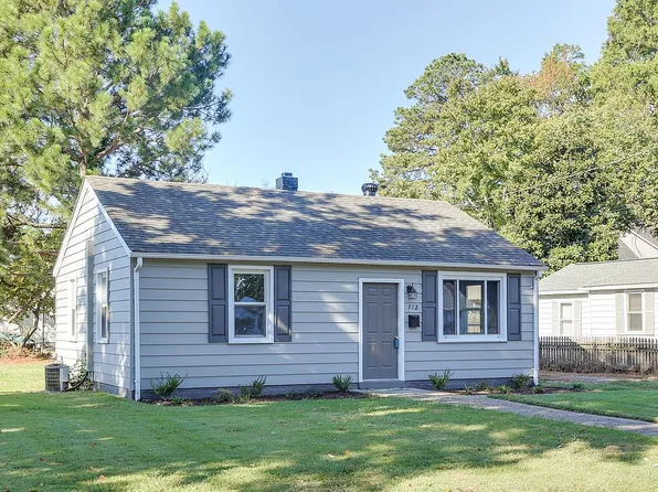 712 Norwood Cir, Hampton, VA 23661