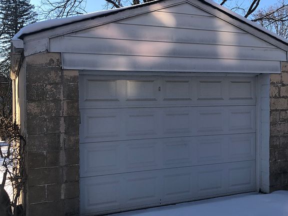 5th image of 142 Glenwood Dr