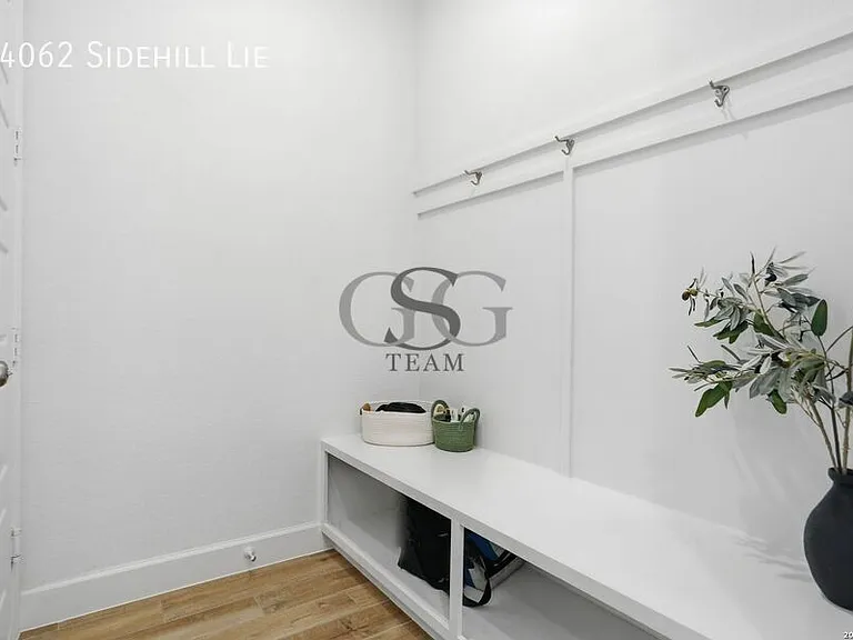 24062 Sidehill Lie — Photo 29