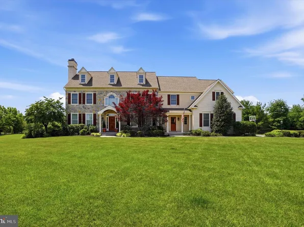879 Ashbourne Way, Schwenksville, PA 19473