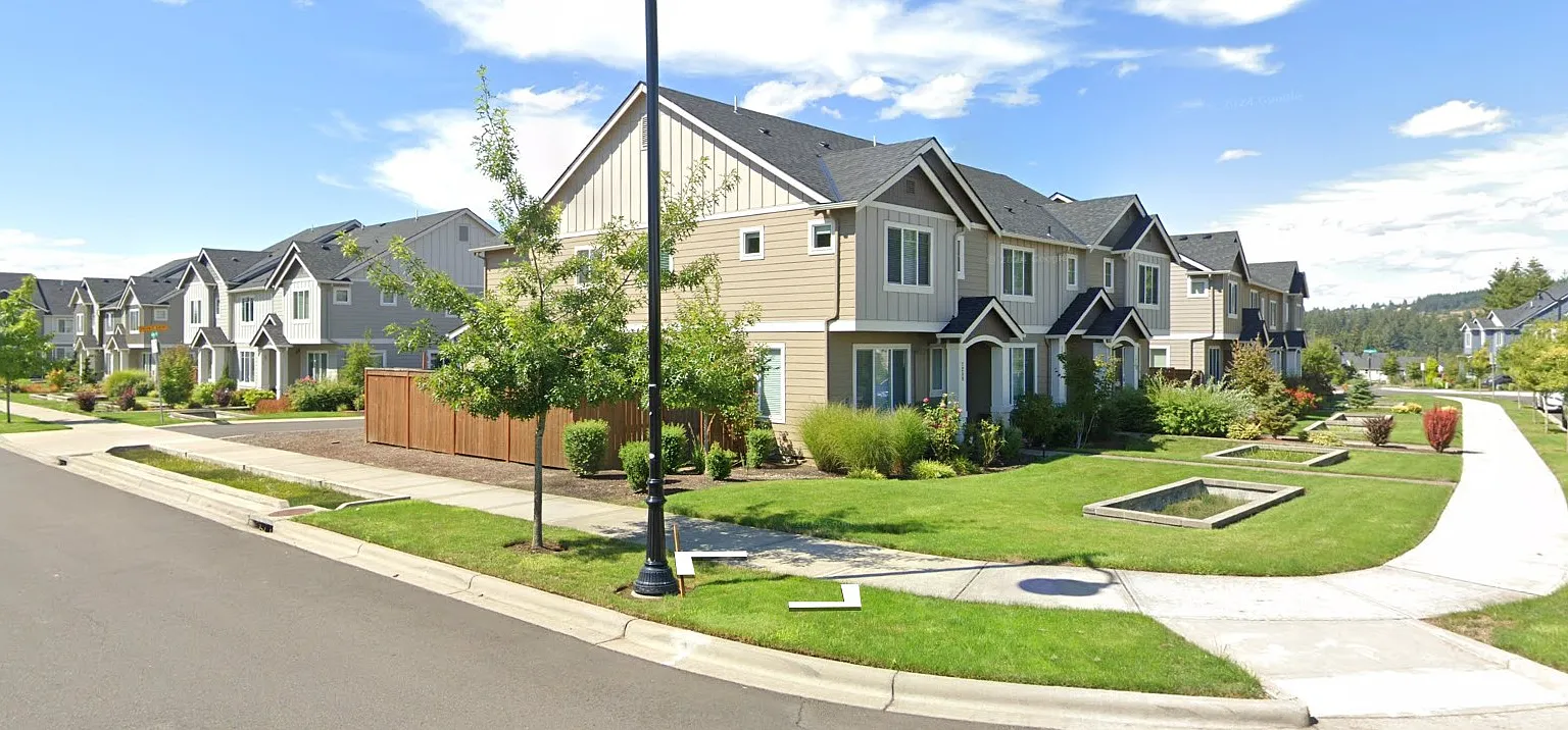 3 bed, 2.5 bath, 1562 sqft, $2,600 — Photo 1