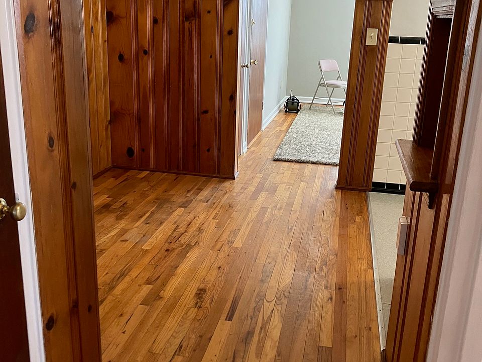 hardwood floors/ kitchenette