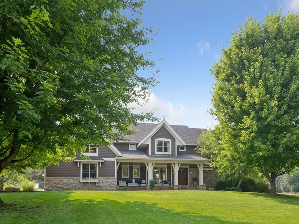 2125 Heritage Trl, Maple Plain, MN 55359