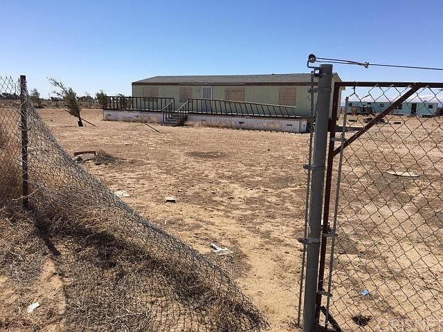 1st image of 6776 Willow Ave