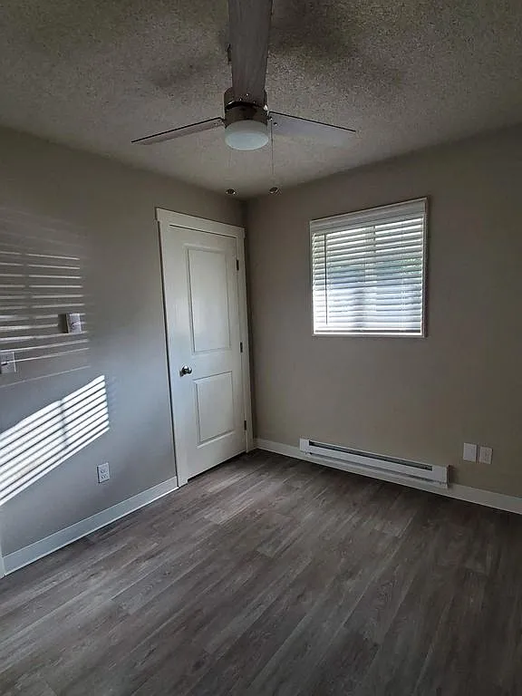 Bridgeport 9 Townhomes — Photo 4