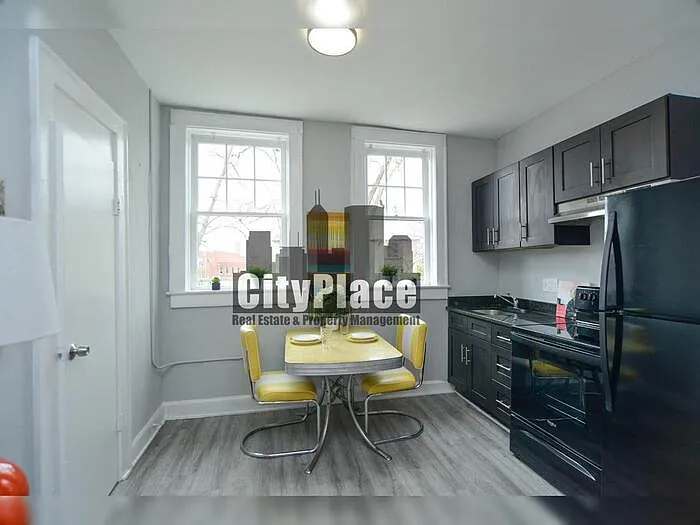 5345 E Washington St #32 — Photo 9
