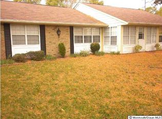 6 Gramercy Ln #A, Manchester Township, NJ 08759