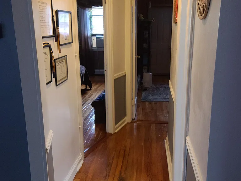 2462 E 28th St #2 — Photo 8