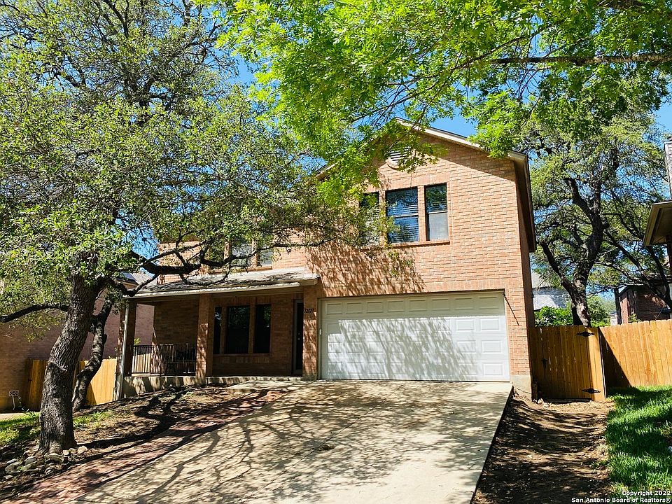 1st image of 12127 Victorian Oaks