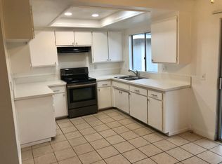 351 Pala Vista Dr APT 4, Vista, CA 92083